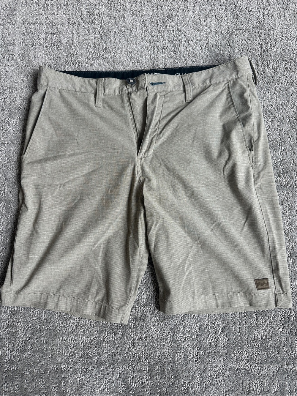 Billabong Men's Flat-Front Shorts in Light Khaki